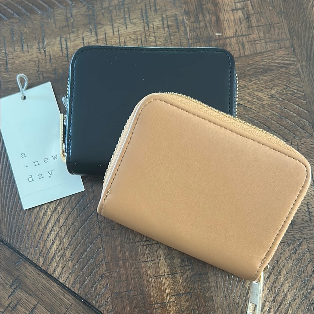 A New Day Black and Tan Wallet Set